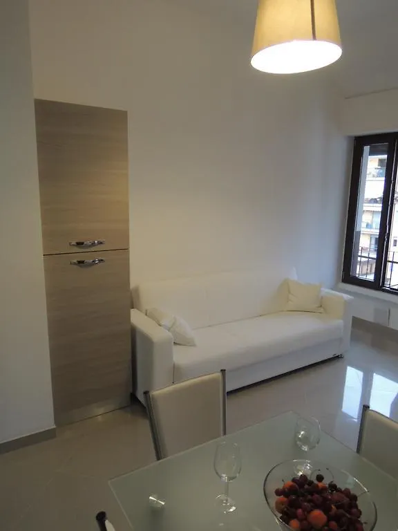 Bellavista Apartments Milan 0*,  Italy
